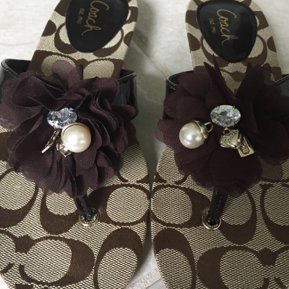 Coach sandals size 5 - Picture 3 of 6